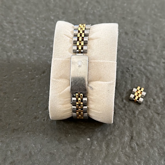 Rolex Ladies Datejust 26 with Diamond Dial Fluted Bezel Jubilee Steel & Gold - Picture 7 of 13